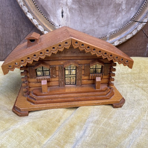 Ancien petit chalet jura - ancien,